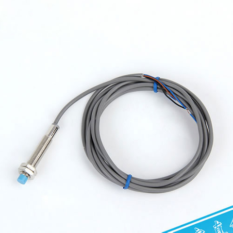 Бесконтактный переключатель типа Omron LJ8A3-2-Z-BX