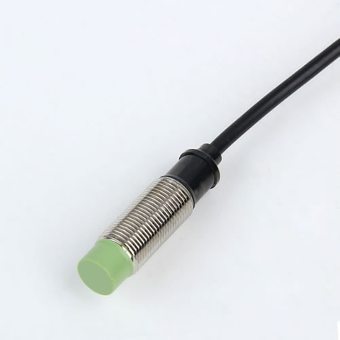 Бесконтактный переключатель PR12-4DN