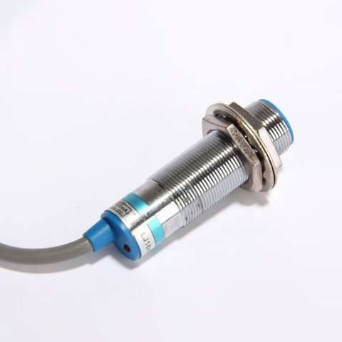 LJ18A3-4-Z-BX Бесконтактные переключатели